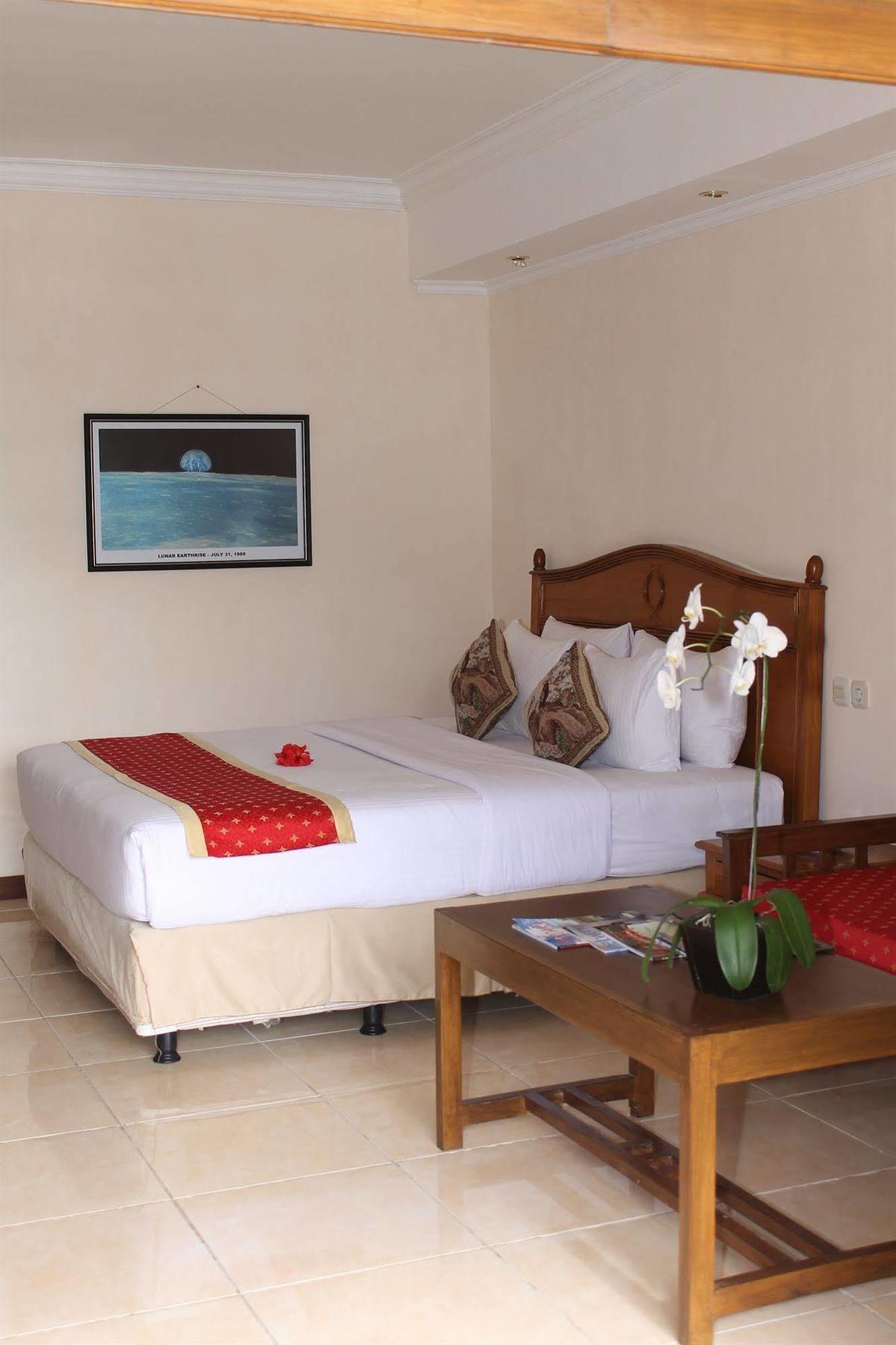 ลมโบะก์ บีช วิลลา Hotel Mangsit ภายนอก รูปภาพ