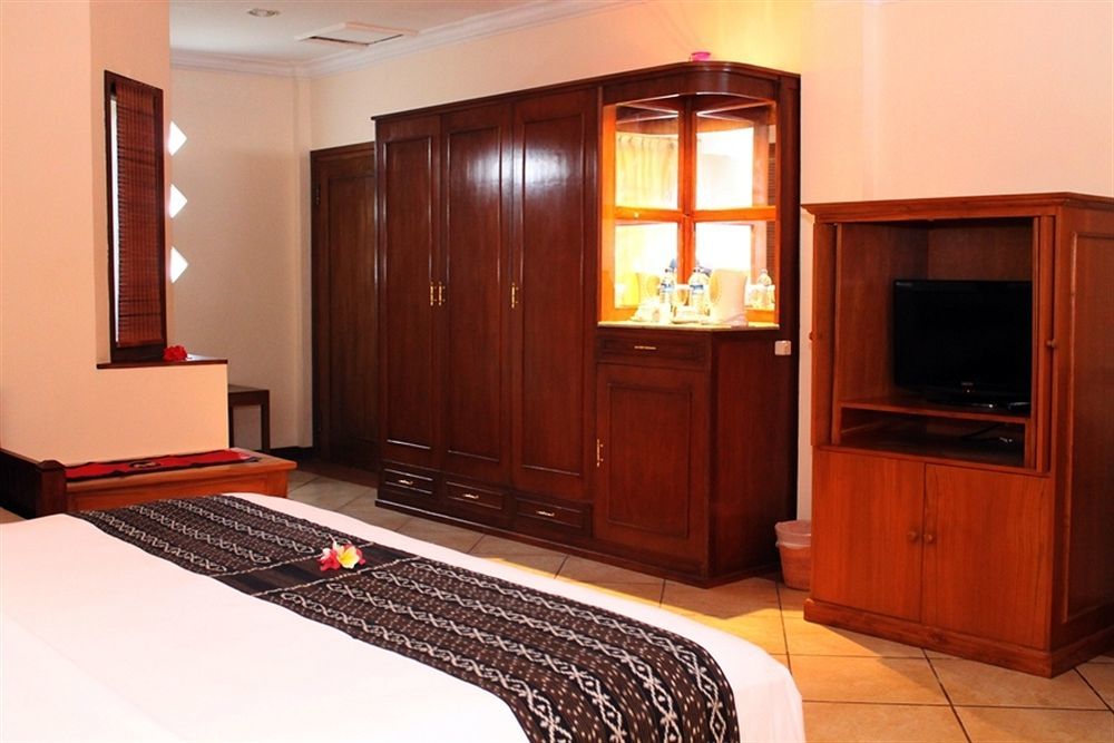 ลมโบะก์ บีช วิลลา Hotel Mangsit ภายนอก รูปภาพ